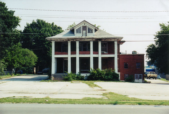 This house looked really creapy!