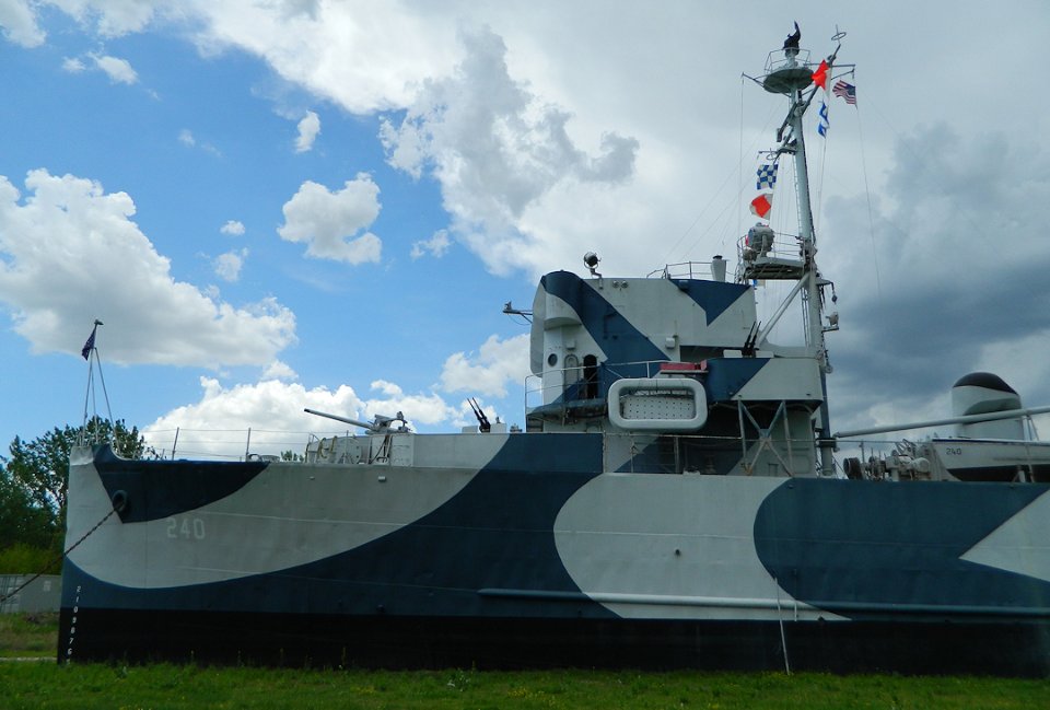 USS Hazard Hull 06.JPG